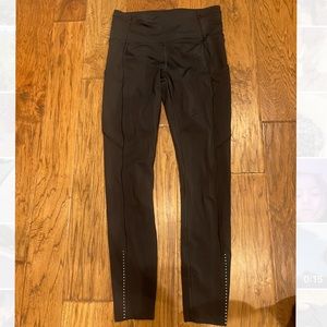 Lululemon leggings size 6